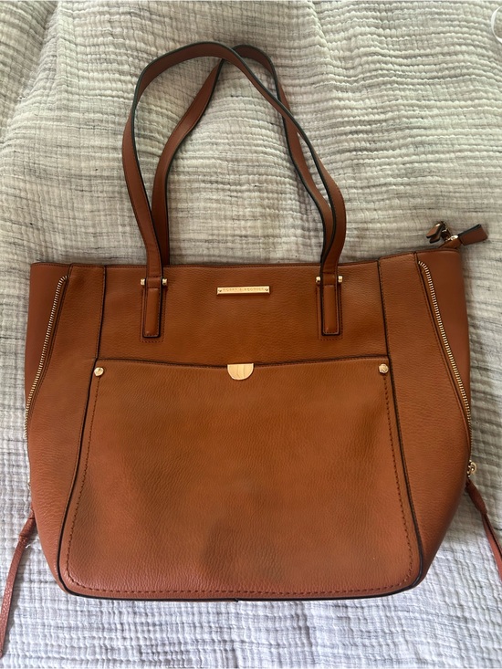 Poppy & Peonies Handbags - Poppy & Peonies Cognac vegan leather Tote with Gold Hardware
